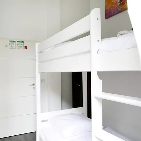 Nieb By Rockchair L Superhost Status L 3 Bedrooms Boxspringbeds 3 Bathrooms In Center 