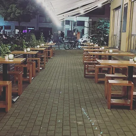 Guest house Midi Parkhotel Mitte
