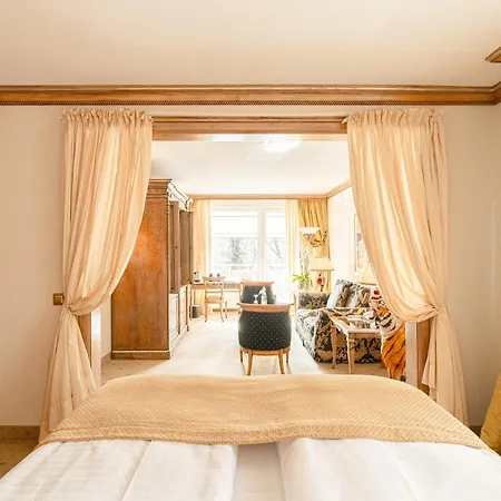 Bernstein Kastania Hotel 4*