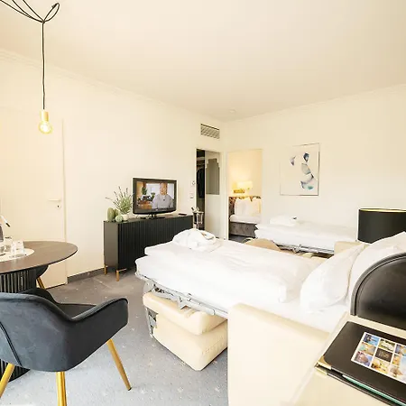 Bernstein Kastania Hotel Berlin