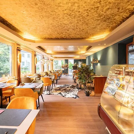 Bernstein Kastania Hotel 4*