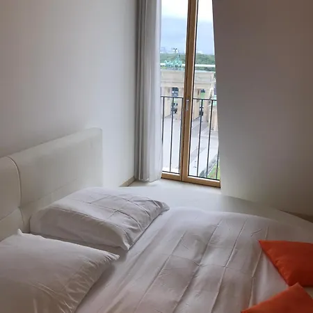 Nexliving Brandenburger Tor Aparthotel