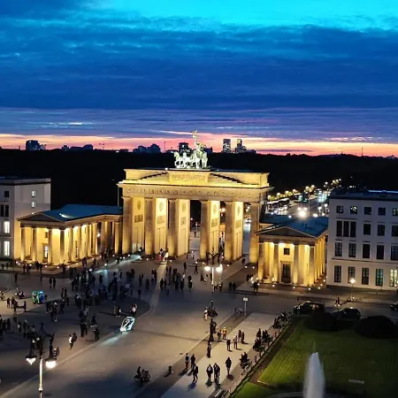 Nexliving Brandenburger Tor * Berlin