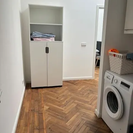 Holiday home Zentrales Gartenhaus Loft In
