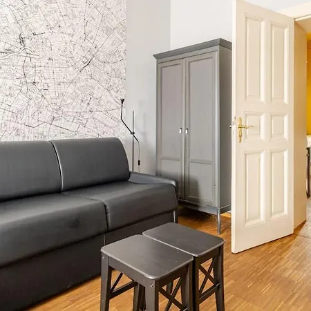 Apartment Nap Club - Stylish & Quiet Base In Vibrant Kiez Berlin