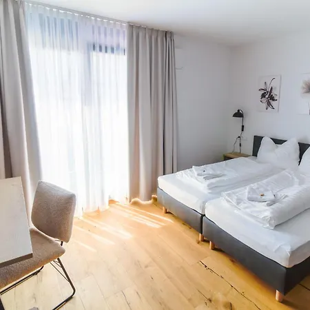 Helios Apartment *