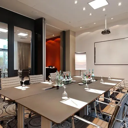 Crowne Plaza - Potsdamer Platz, An Ihg