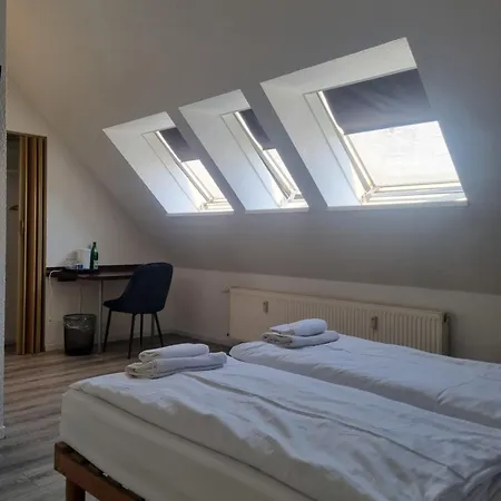 Erlanger Hof מלון 3*