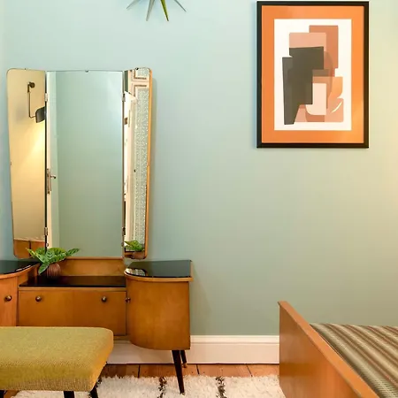 Apartment Somnia By Chaussee36 Berlin