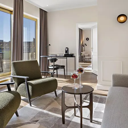 Hotel Bristol 5*