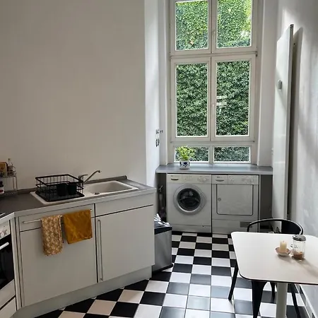 Homestay Schoenes In Charlottenburg Berlin