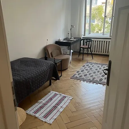Schoenes In Charlottenburg Berlin