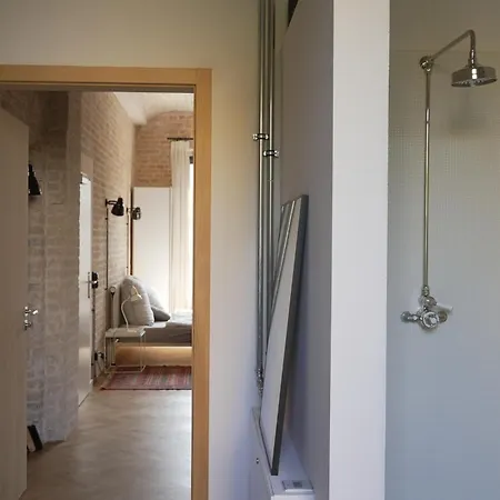 Loft In Historic Factory Building Homestay