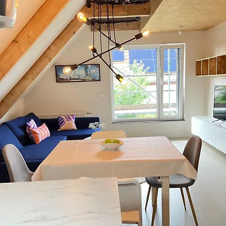 Quiet&cozy Perfect For Groups & Families & Business Trips, Near Ber Airport Apartment Berlin
