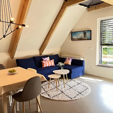 Apartment Quiet&cozy Perfect For Groups & Families & Business Trips, Near Ber Airport *