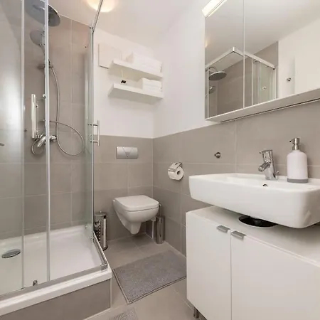 Apartment Zentrales Gallerie-loft Alexanderplatz