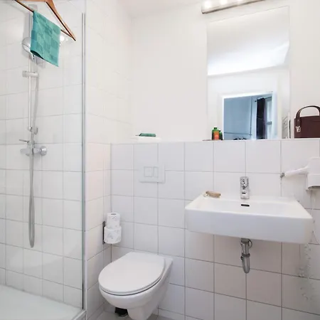 Mooeve Friedrichs Big Apartment