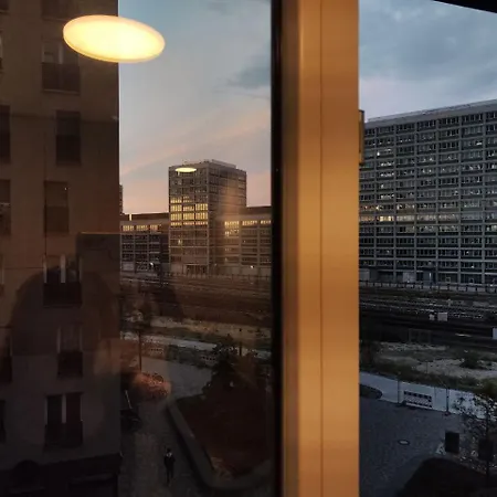 Luxurious Studio In Mitte Next To The Central Train Station Hauptbahnhof Apartment *