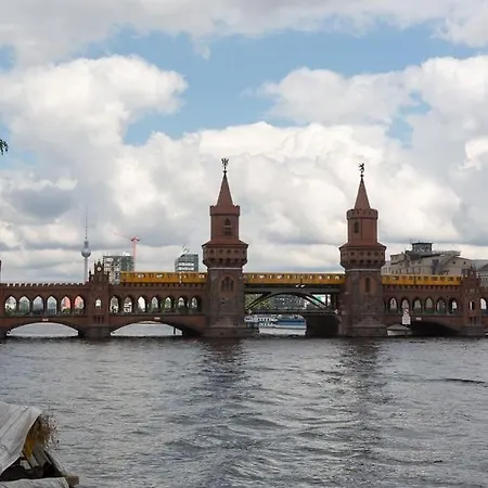 33 M Schoenhauser Allee Berlin