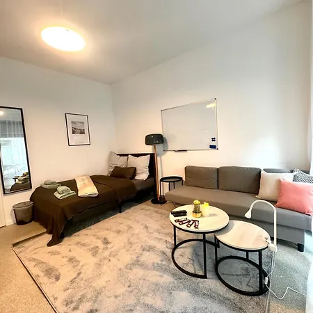 Red Stone Apartment Berlin