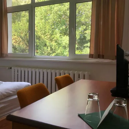 Waldhotel Am See Berlin-Schmoeckwitz 3*