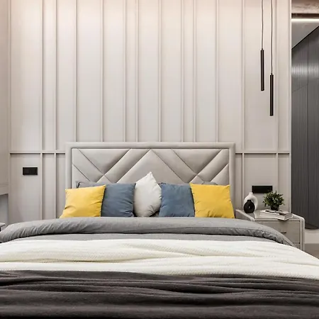 Nikolas Cosy Flat On Choriner Street Apartment