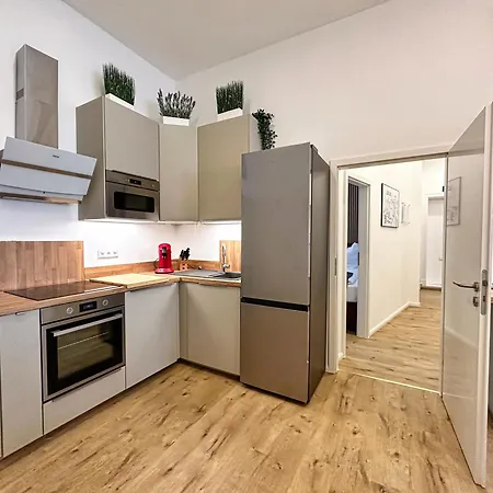 Apartment Fairapart 5 Rooms, 2 Baths, 120sq M Prenzlauer Berg *
