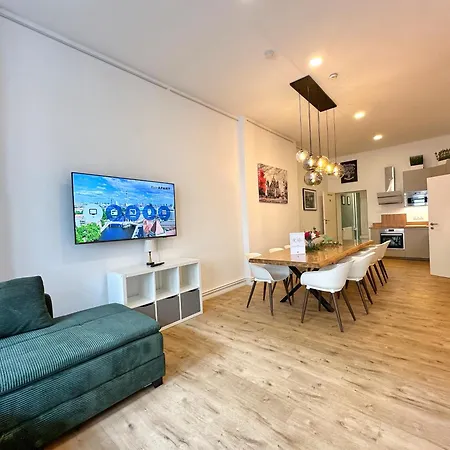 Fairapart 5 Rooms, 2 Baths, 120sq M Prenzlauer Berg