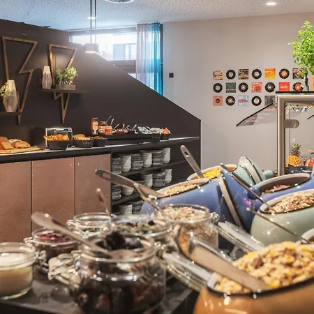 - The Niu, Flash Charlottenburg By Ihg Hotell