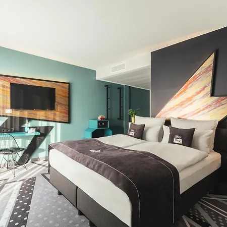 - The Niu, Flash Charlottenburg By Ihg Hotell Berlin