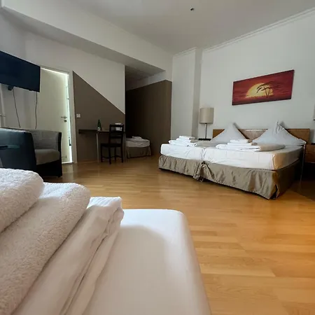 מלון Erlanger Hof 3*