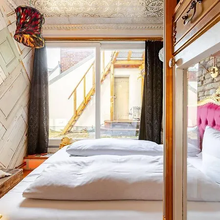 Apartament Steampunk Penthouse With Roof Terrace Berlin