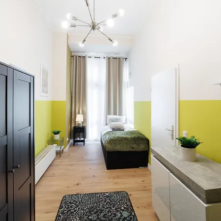 Apartment Stylish 4rooms Flat Am Adenauerplatz 8 Personen Kurfuerstendamm Berlin