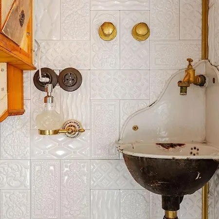 Apartment Steampunk Penthouse With Roof Terrace *