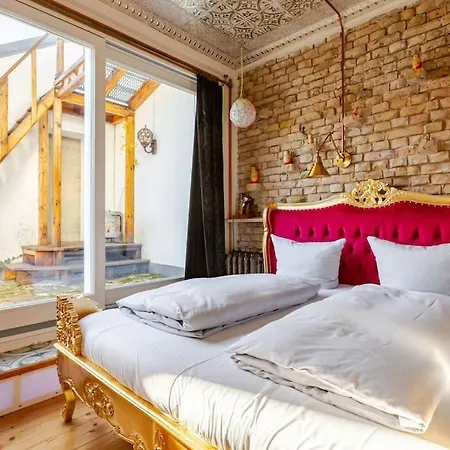 Steampunk Penthouse With Roof Terrace * Berlin