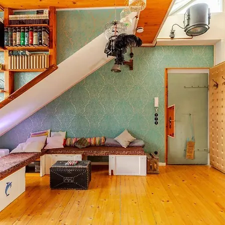 Steampunk Penthouse With Roof Terrace Apartment *