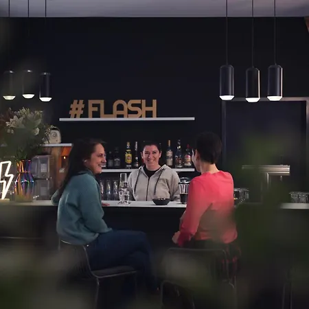 - The Niu, Flash Charlottenburg By Ihg Berlin