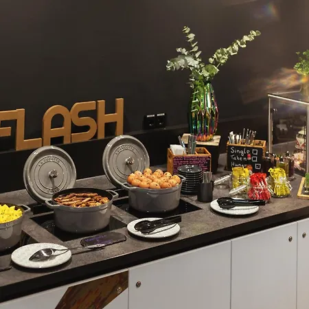 - The Niu, Flash Charlottenburg By Ihg
