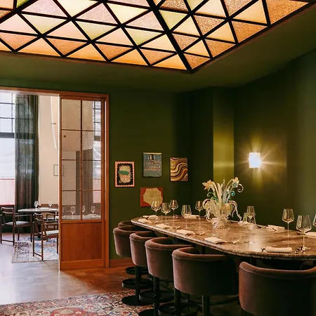 Hotel Boutique Chateau Royal 5*