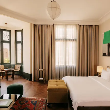 Boutique Chateau Royal Hotel 5*