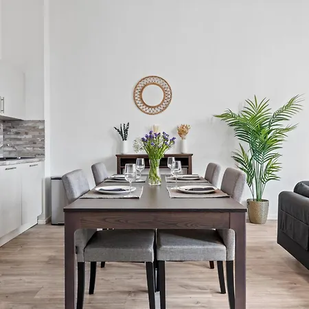 Mint Ueber Der Stadt Parken Kueche Wifi Apartment Berlin