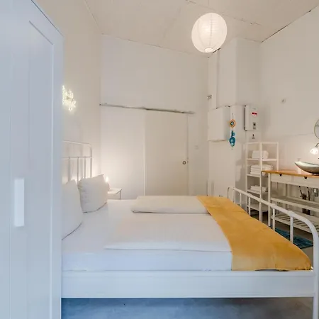 City Apartment *