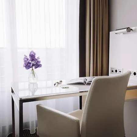 Pullman Schweizerhof Hotel 5*