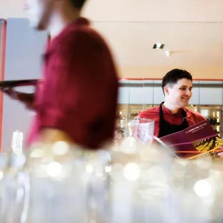 Mercure & Residenz Checkpoint Charlie Hotel 4*