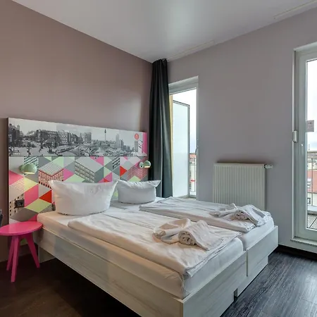Meininger Alexanderplatz Hotel