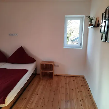 Berlindreams R144 Guest house *