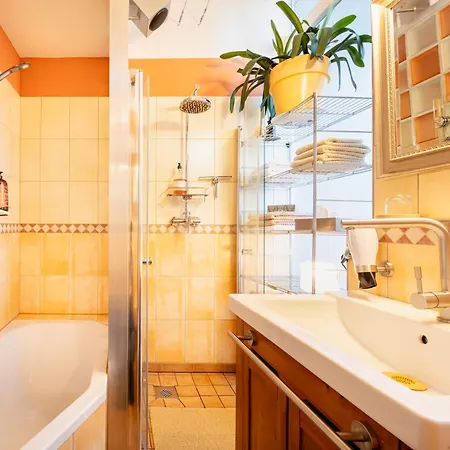 Quit And Designer Loft With Elevator * Berlin