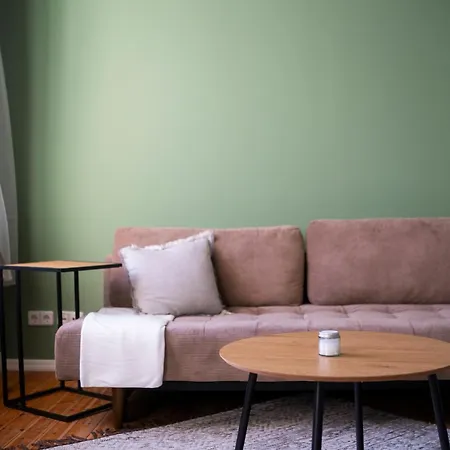 Jomi Stays, Brandenburgische Strasse 16 - Wohnen Beim Kurfuerstendamm Homestay Berlin