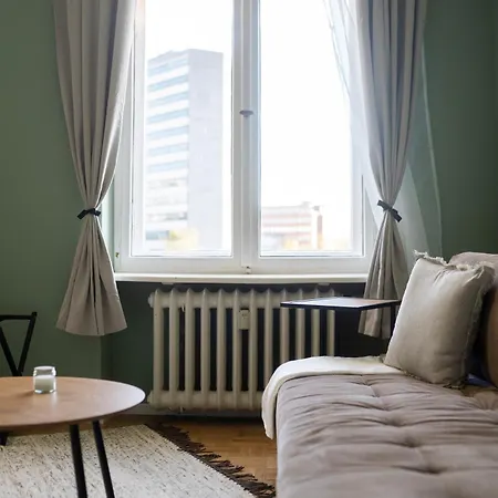 Jomi Stays, Brandenburgische Strasse 16 - Wohnen Beim Kurfuerstendamm Homestay