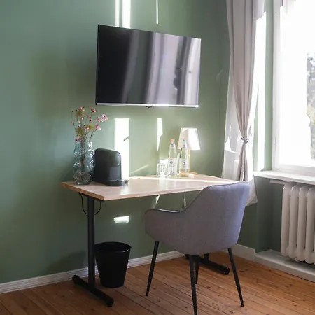 Homestay Jomi Stays, Brandenburgische Strasse 16 - Wohnen Beim Kurfuerstendamm *